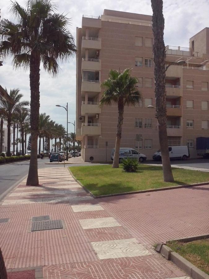 Apartamento Con Piscina Y Terraza A 50 Metros De La Playa Roquetas de Mar Eksteriør billede